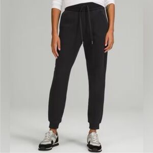 Lululemon Scuba High-Rise Sweat Pant Jogger Black